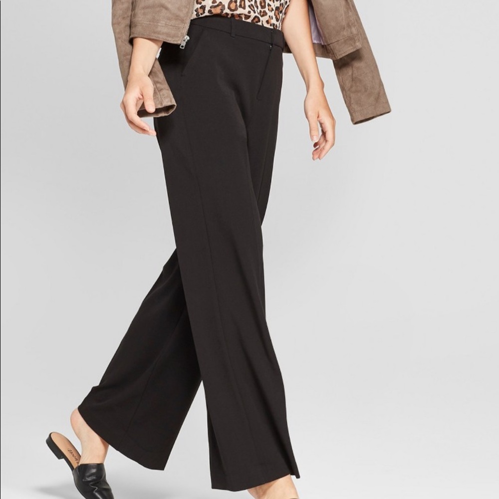 Wide leg trousers